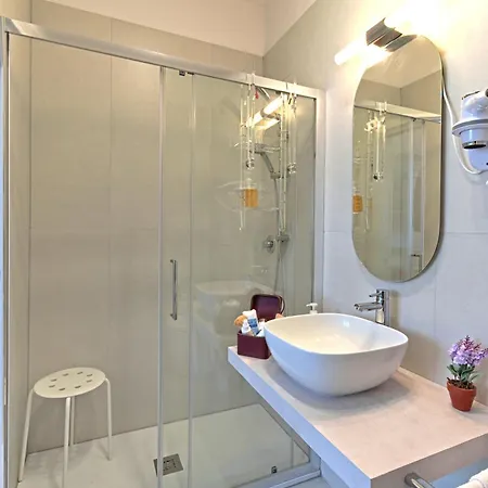 Solandra Masi ゲストハウス 3*