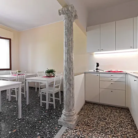 Solandra Masi 3* Мира